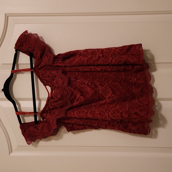 Beautiful rust lace cami, No Bpundaries, like new - Picture 1 of 4